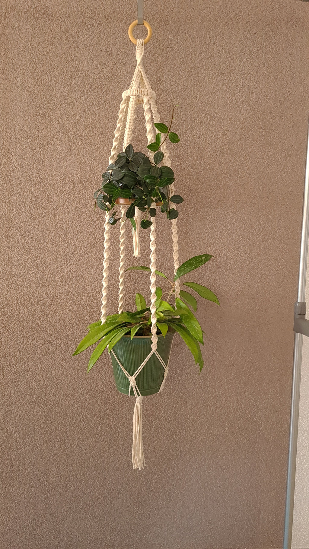 VINTAGE Blumenampel 60er 70er Hängeampel Pflanzenhänger Fensterdekoration Boho Makramee Hänger für Zimmerpflanzen retro 80er dekoration